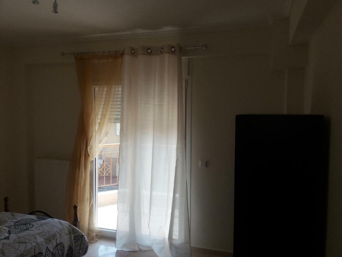 Jordan'S Appartment At Néa Mihanióna Kültér fotó